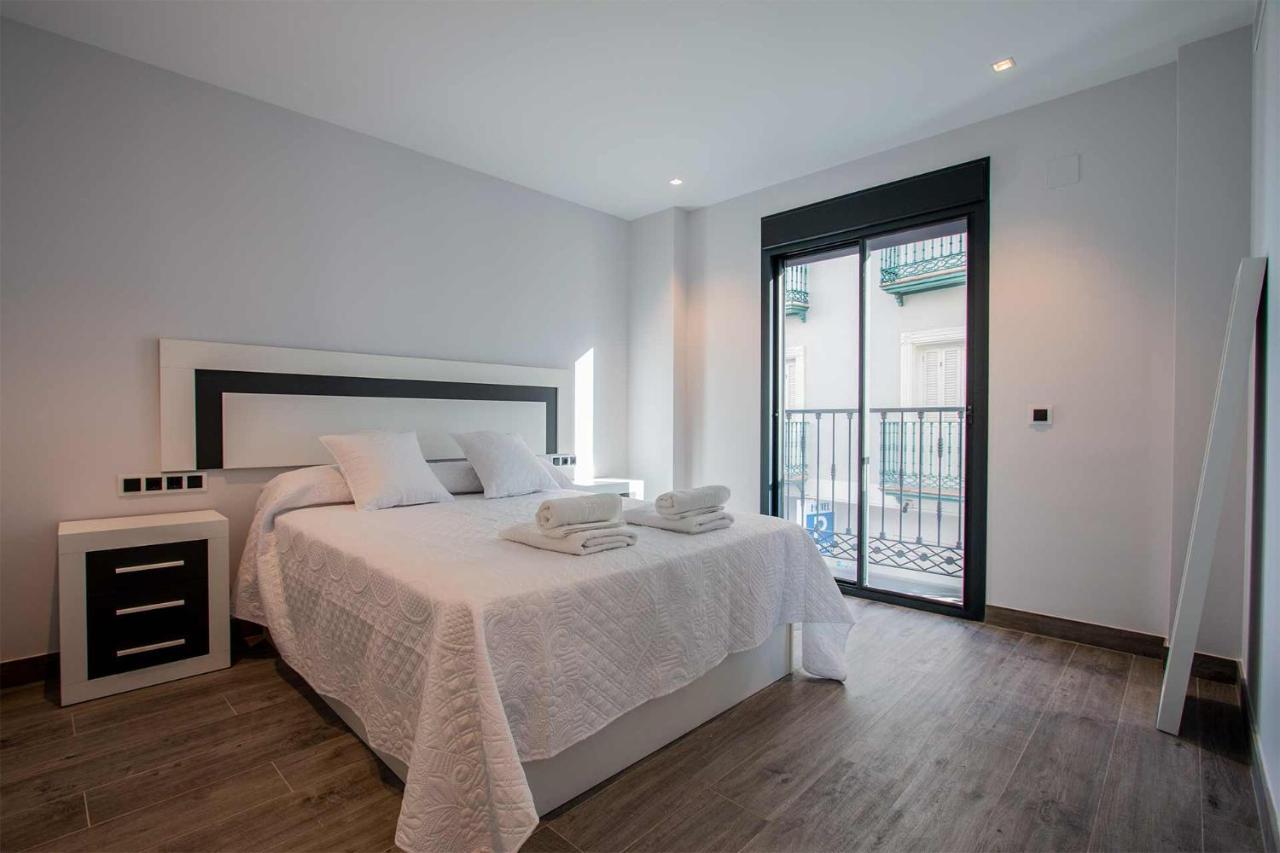 Apartamentos Vacacional En Plaza De Espana Nerja Exterior foto